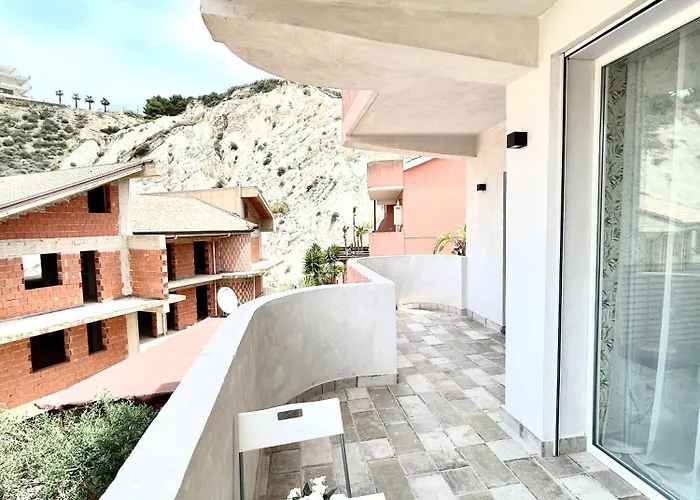 Andromeda Feriehus Realmonte